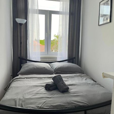 1St Plaza Apartment Pozsony Kültér fotó